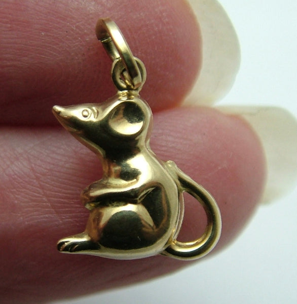 Small Vintage 1980's Hollow 9ct Gold Mouse Charm