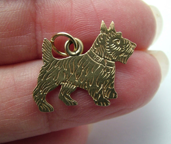 Antique Edwardian c1910 9ct Gold Flat Engraved Scottie Dog Charm