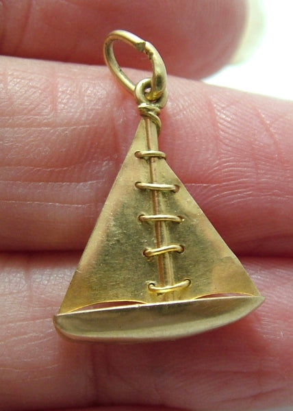 Vintage 1960's 18k 18ct Gold Sailing Yacht Charm