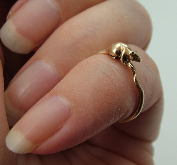 Small Vintage 1980's Solid 9ct Gold Mouse Ring HM 1983 Size E