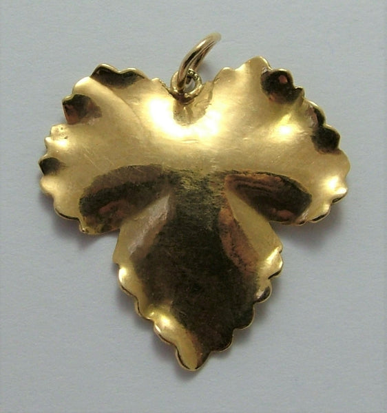 Large Vintage 1960’s 14ct 14k Gold Ivy Leaf Charm or Pendant Gold Charm - Sandy's Vintage Charms